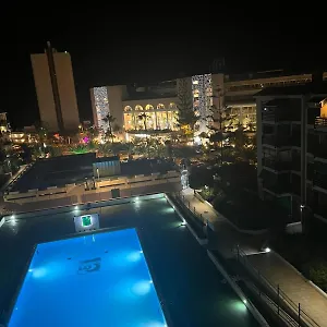 https://complex-penthouse-cristimar.in-canary-islands.com