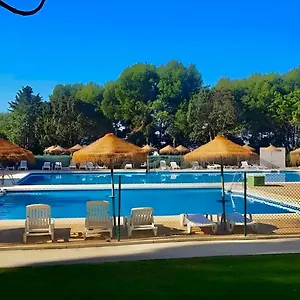 https://luxury-suites-aguila.1costadelsol.com
